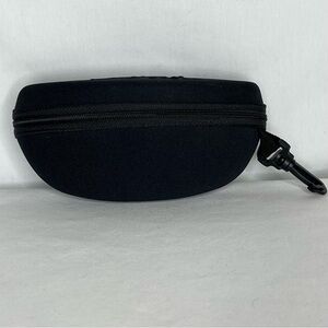 Maui Jim Black Zippered Hard Case with Logo and Carabiner Clip. Unisex